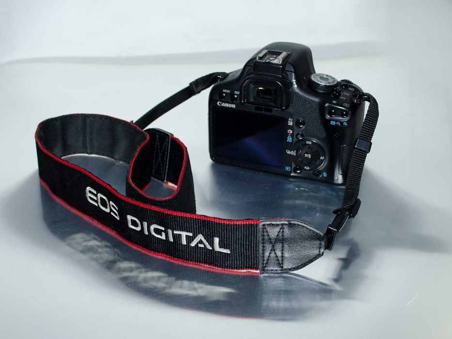 камера Canon D500