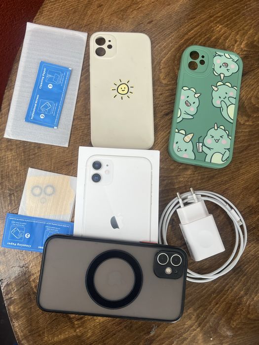 Iphone 11 64GB бял white перфектен