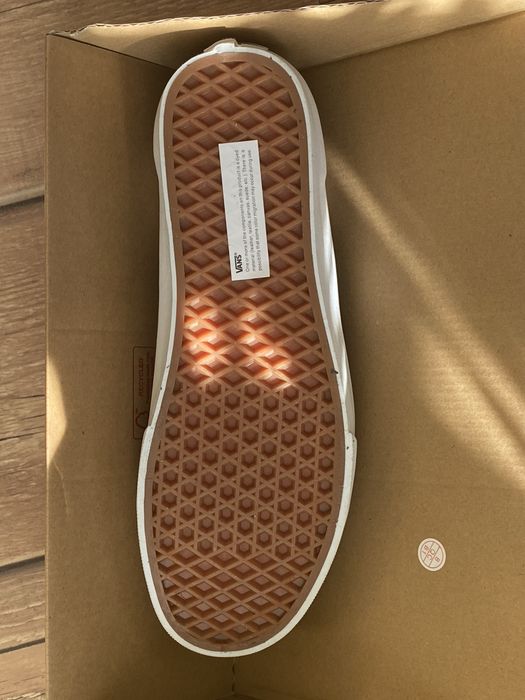 Vans 43 - noi - in cutie