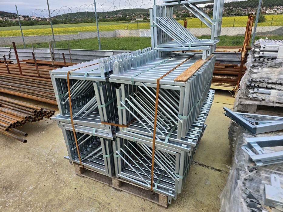 Трислойни платна,дистанциали и профили