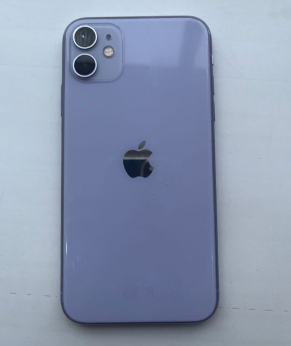 IPhone 11 , с документами.