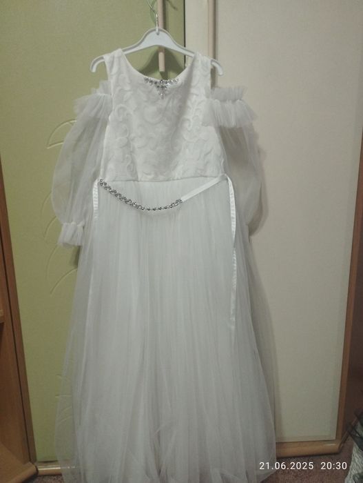 Бальные платья на праздник