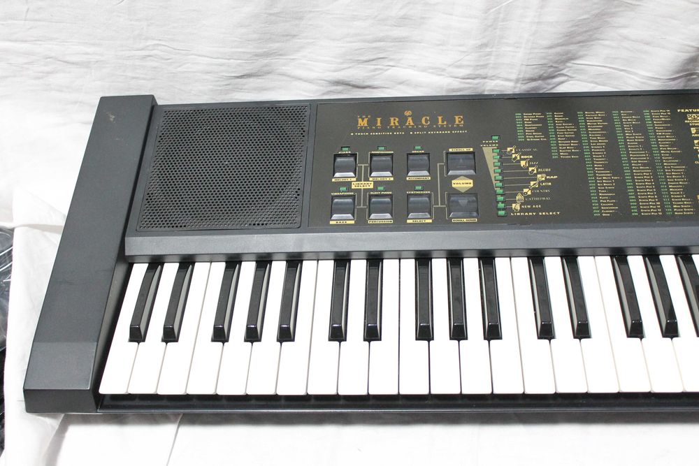 The Miracle Piano claviatura Nintendo NES SNES PC Amiga Sega Mac