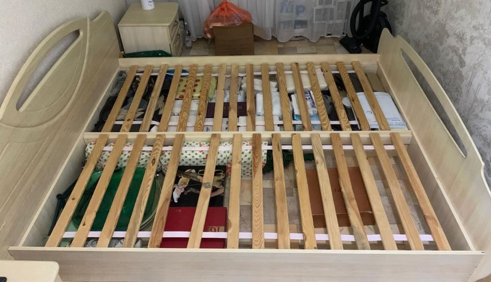 Кровать двуспальная