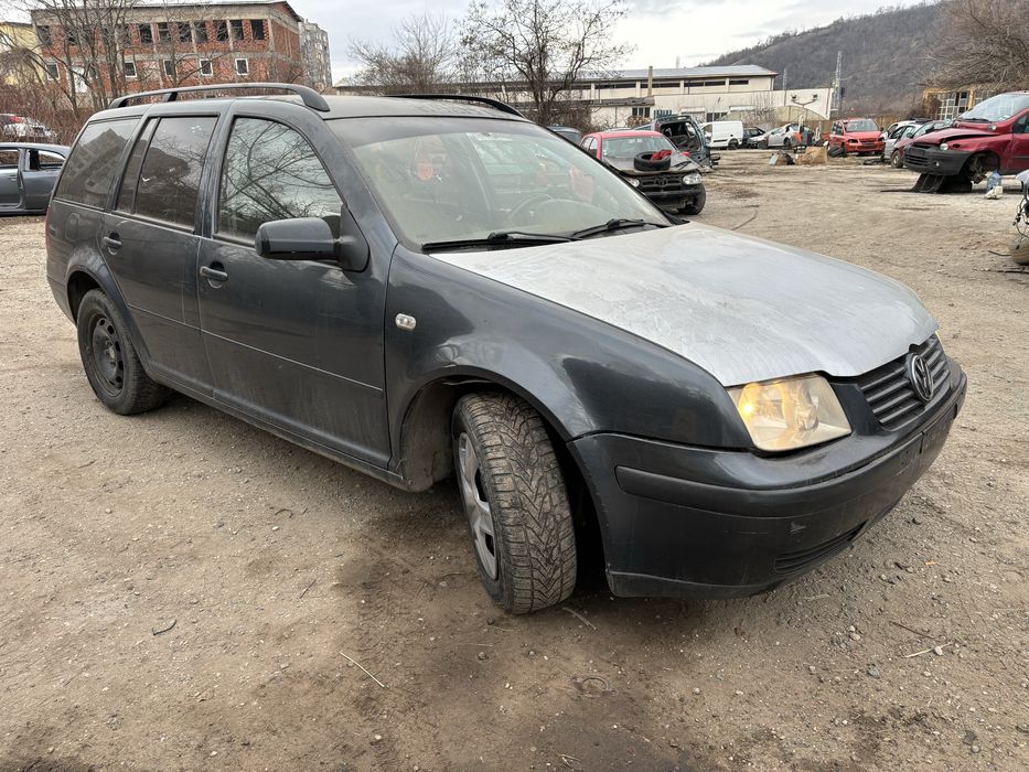 Фолксваген  Бора 1.9 101 к.с за части.