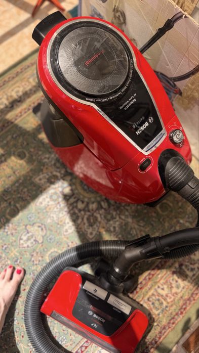 Продам пылесос Bosch