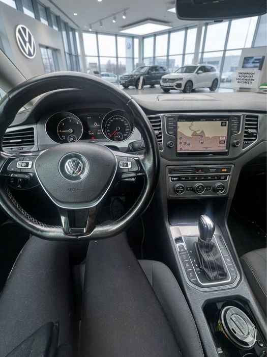 Volkswagen Golf 7 Lounge -2.0 TDI 150 CP – DSG – Full Dotări – 2016