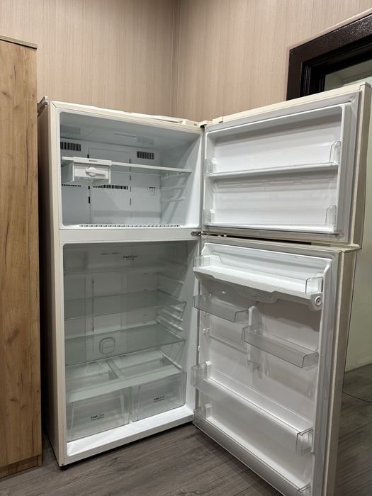 Продаю холодольник LG