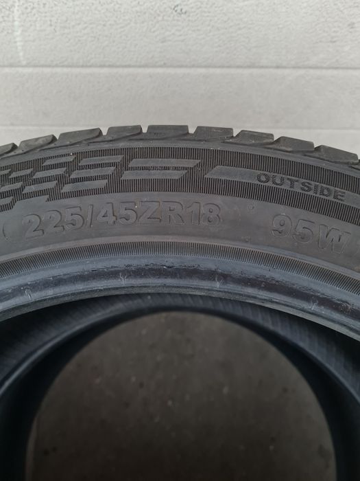 Летни гуми 2 броя BERLIN Sumer UHP1 225 45 R18 дот 1221