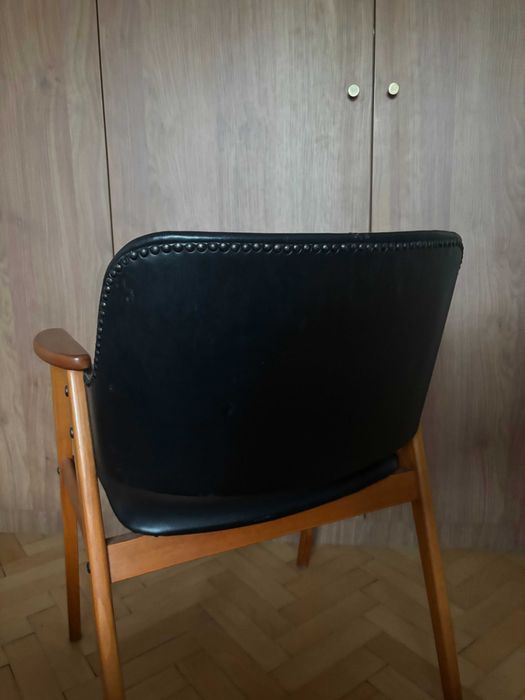 Кресло от средата на миналия век, 70-те години