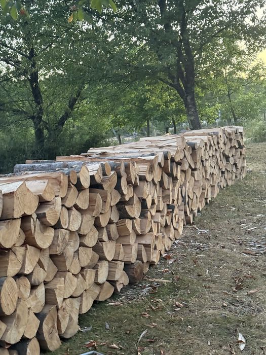 SC‼️Depozit autorizat vindem lemne de foc de cea mai bună calitate la cele mai mici prețurii‼️