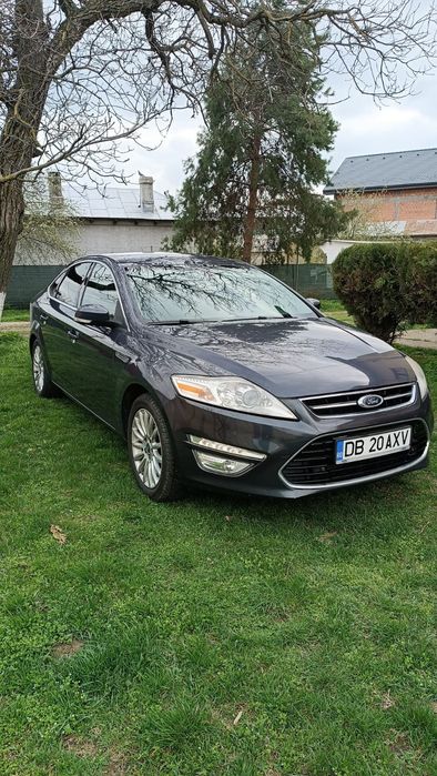 FORD Mondeo 2013 — imagine 2