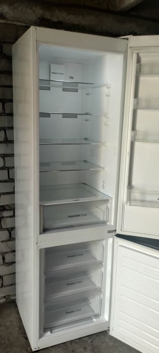 Продам холодильник
