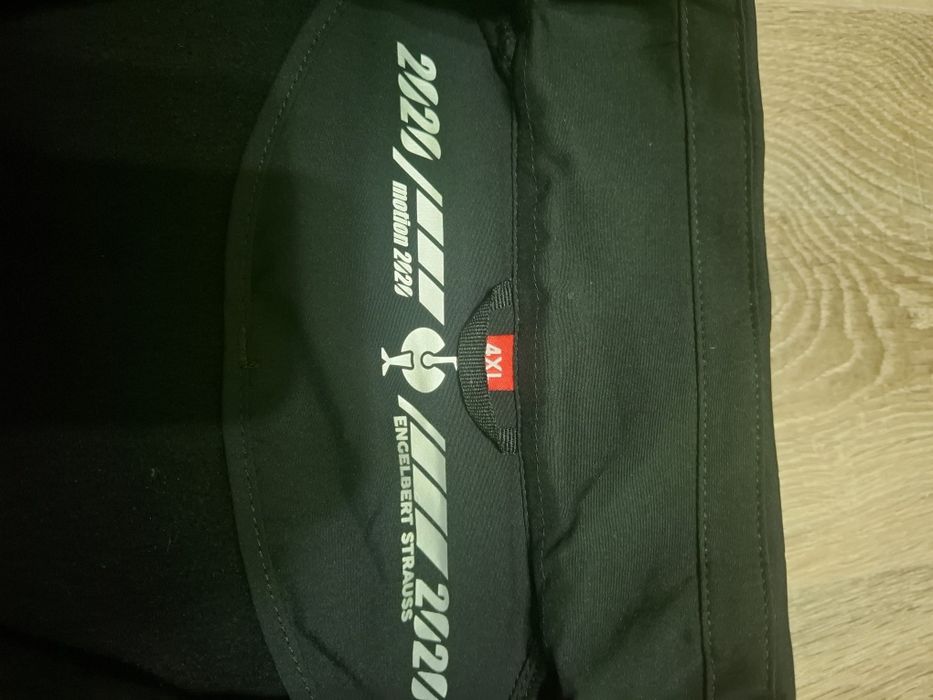 Geaca engelbert strauss nouă