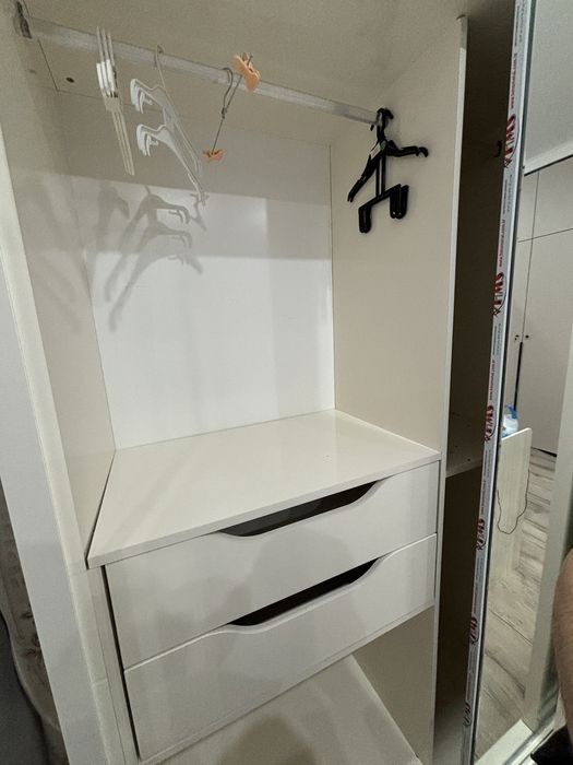 Шкаф с тумбочками