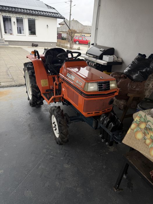 Tractor Kubota b1 bultra 17