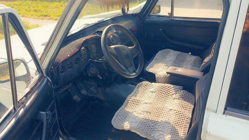 Jiguli 2106 sotiladi holati zor