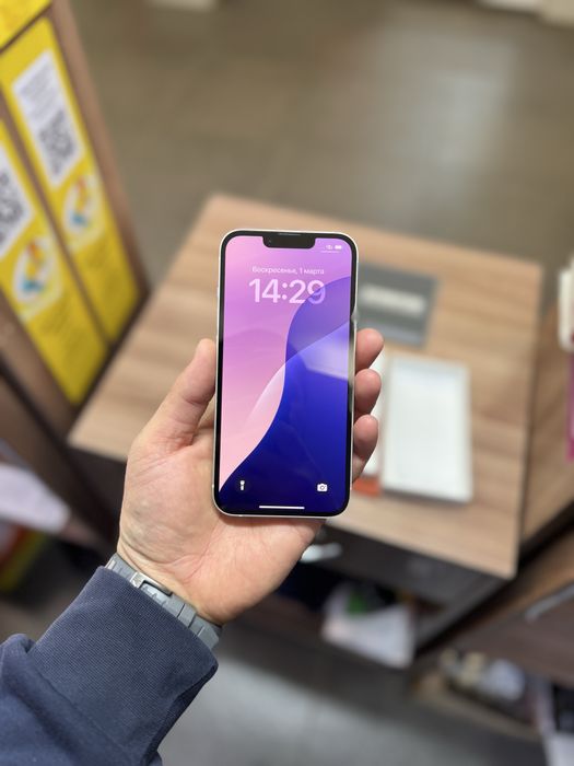 iPhone 13 / 128Gb / 100% / как новый