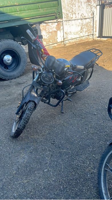 Продам мотоцикл alpha champ 125