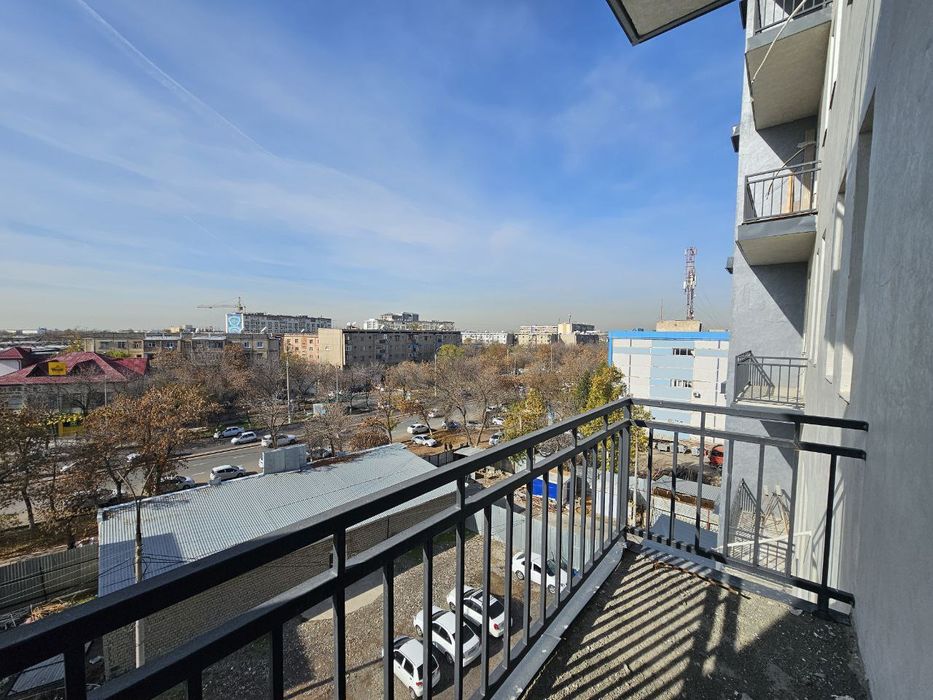 Продается 2х комнатная квартира Кадышева базар конечная (RV)