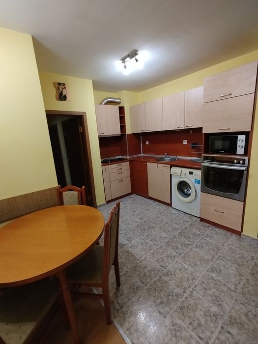 Дава се под наем Тристаен апартамент в Пловдив, Гагарин - 80 кв.м за 408 € - Снимка #2