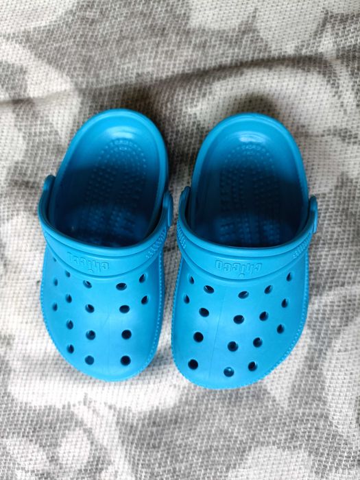 Incaltari pentru activitati acvatice