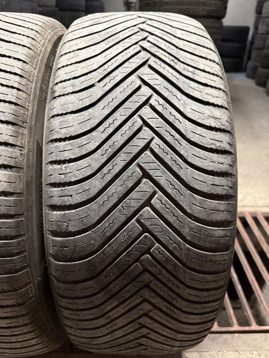 Hankook 225/55/17