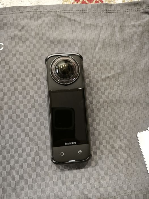 Insta 360 x4 64gb