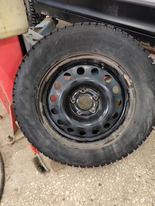 Продам колеса на 16 с дисками