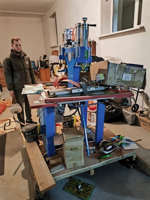 Продам станок для пайки натяжных потолков