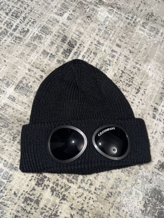 caciula / fes cp company nou