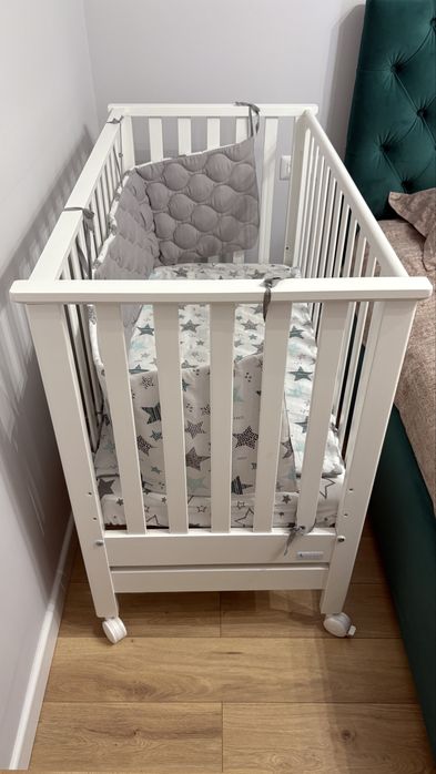 De vanzare patut bebelusi 1-3 ani