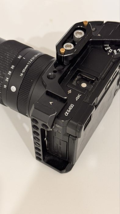 Sony a 6400+Sigma 18-50+Клетка