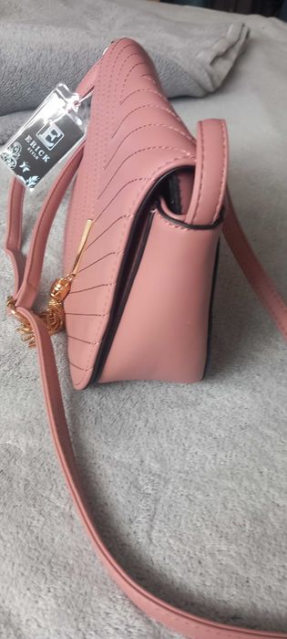 Нова чанта през рамо