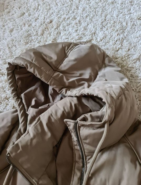 Geaca pull&bear bej.