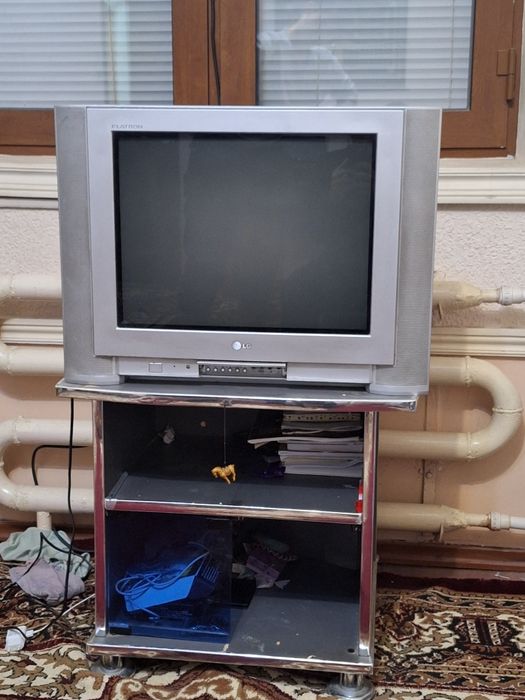 Lg televizor sotiladi