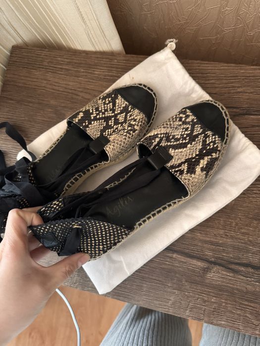 Эспадрильи Agilis