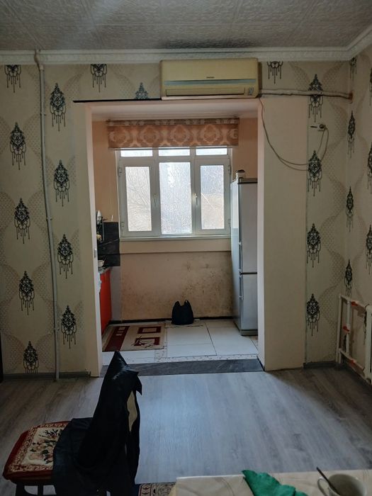 Чиланзар-2.  2/3/4. Торговый центр Чиланзар срочно