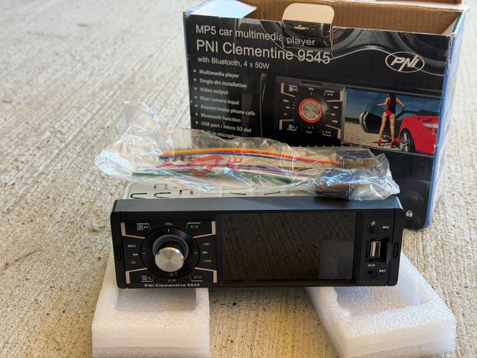 MP5 Player auto cu bluetooth