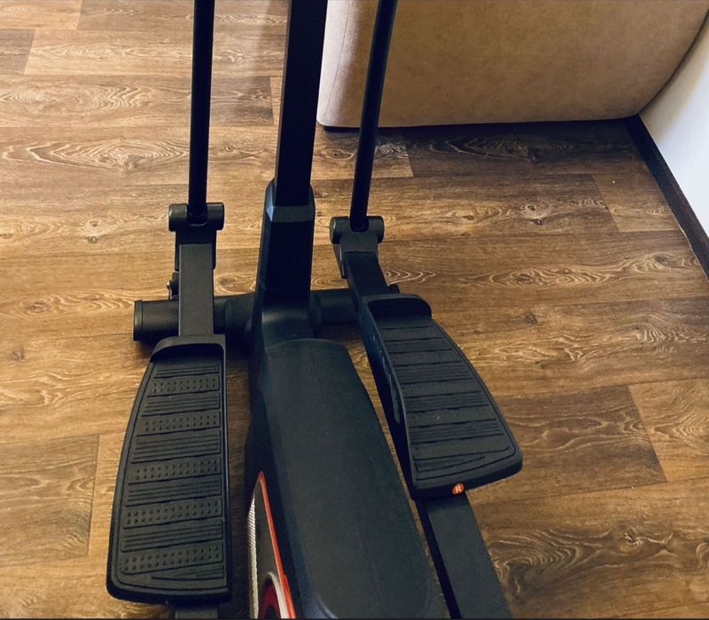 Продам тренажер Елипс