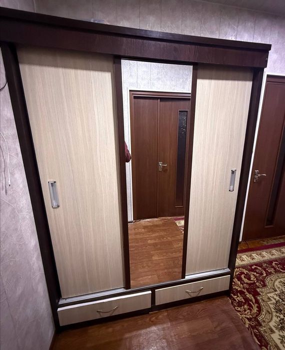 Продаётся шкаф-купе в хорошем состоянии