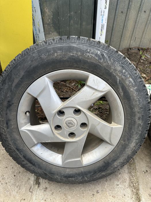 шипованные колеса от Дастера 215/65/16