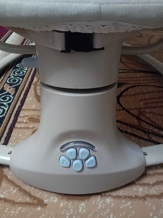 Качалка для новорождённых