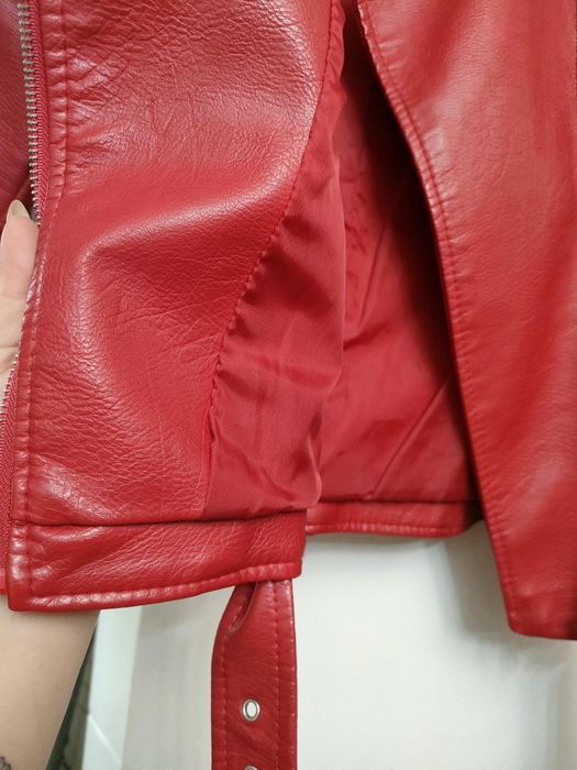 куртка кожаная красная