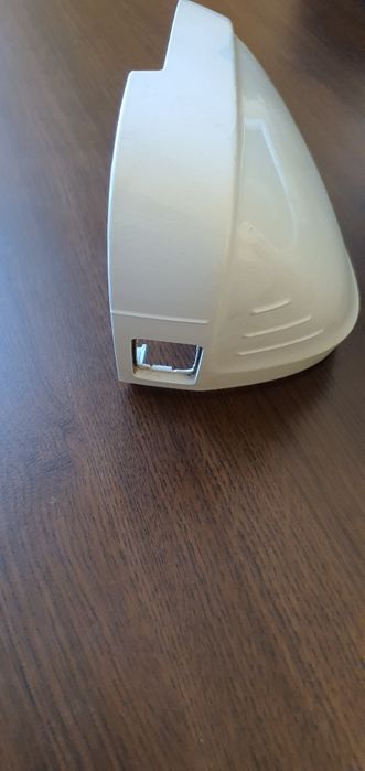 Капачка за дясно огледало за Audi A4B9