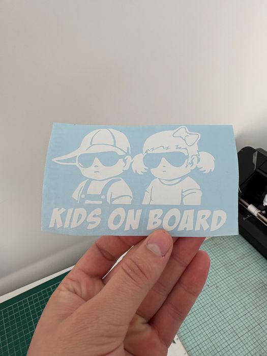 Sticker decorativ auto 15cm