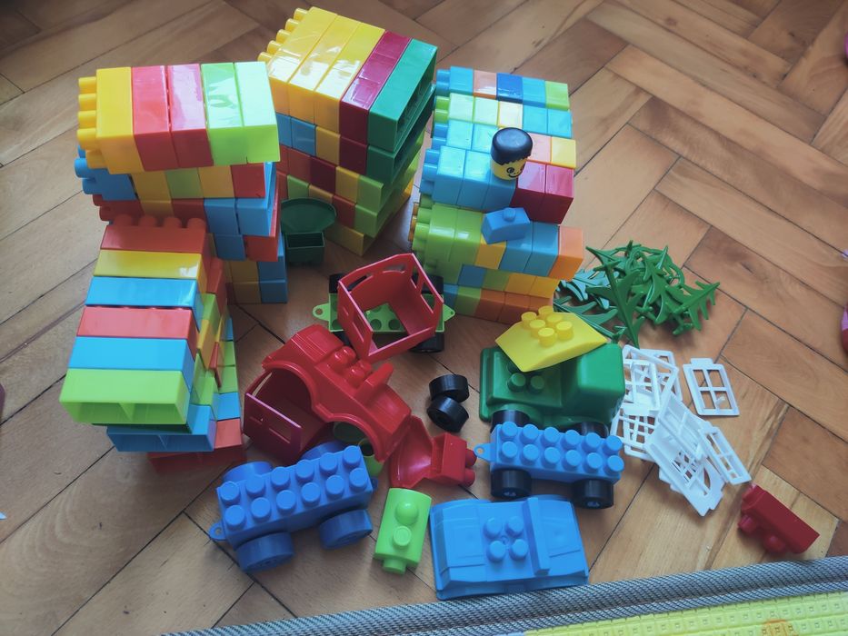 Piese cuburi lego 200 buc