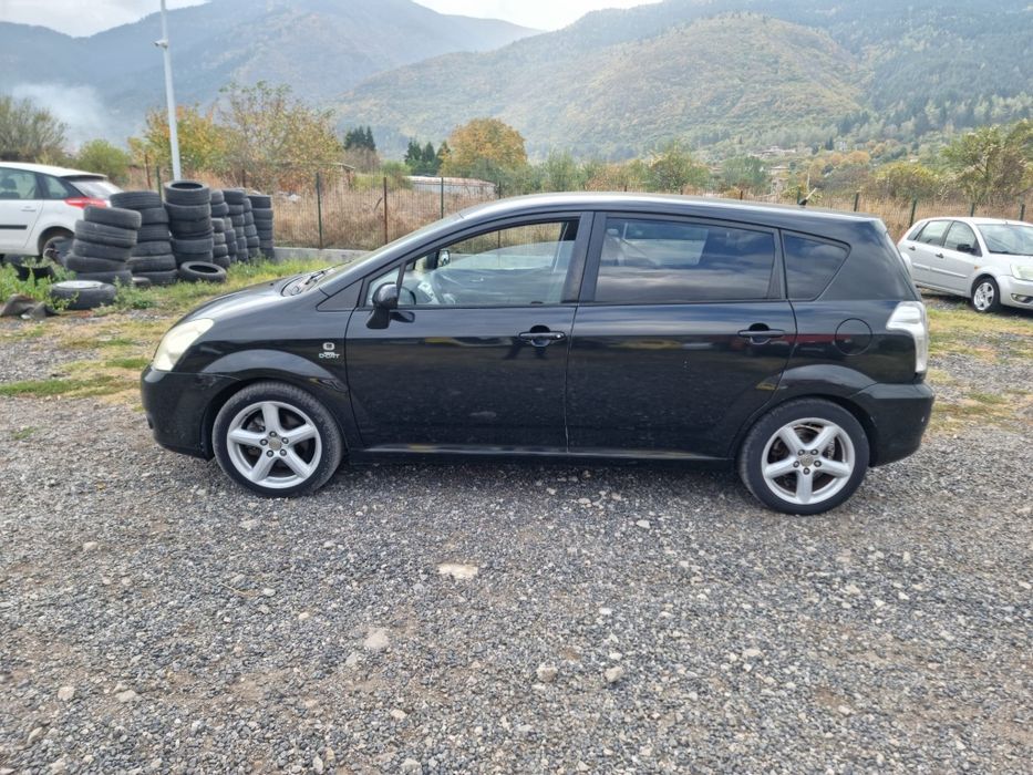 Toyota corrola verso 2.2 d