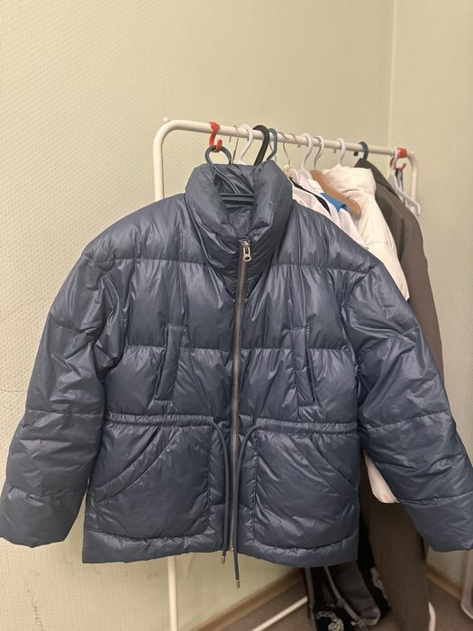 Продам Куртки Блузка размер s.