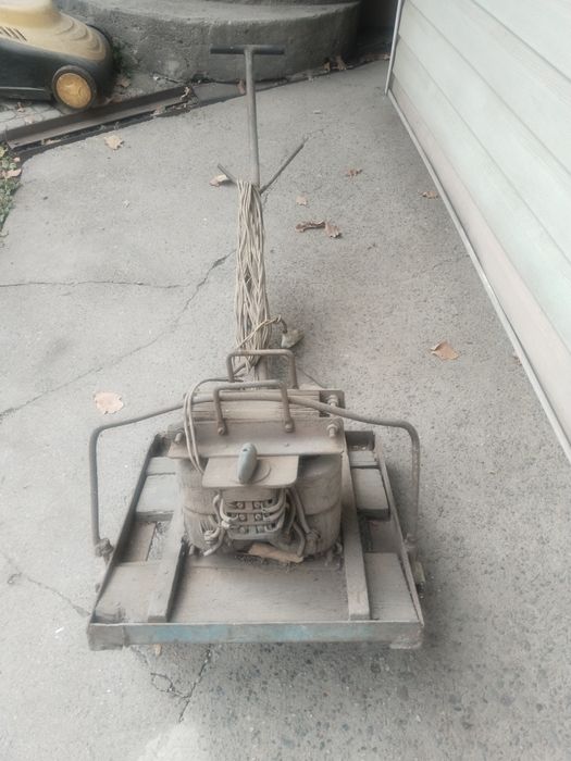 Продам сварочный аппарат.